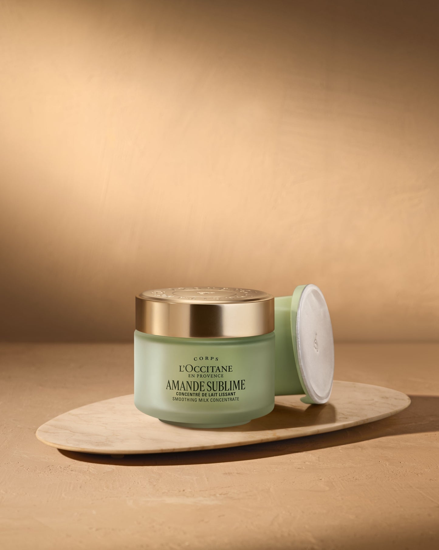 Almond (Amande) Smoothing Milk Concentrate Refill